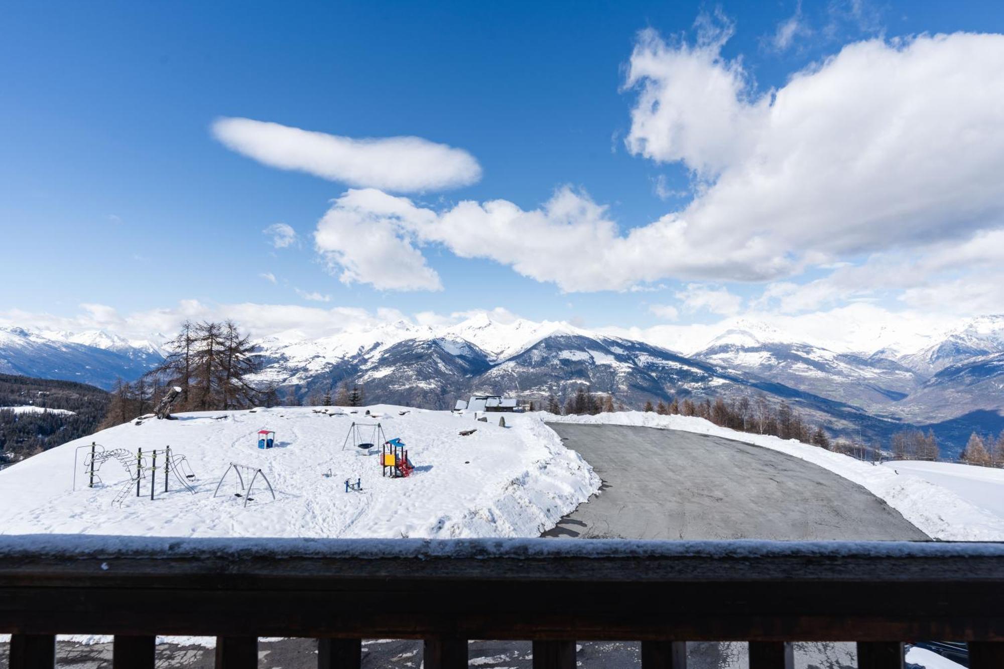 Chalet Des Alpes Gressan Exterior photo